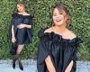 Wednesday 19 October 2022 12:10 AM Chrissy Teigen exudes happiness as she rubs her baby bump and flashes her toned ... trends now