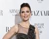Thursday 10 November 2022 09:14 PM Hayley Atwell oozes glamour in sparkling black jumpsuit at Harper's Bazaar ... trends now