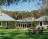 Tuesday 29 November 2022 01:06 AM Alan Jones sells his Fitzroy Falls NSW  farmhouse amid a health battle against ... trends now