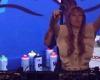 Angela Rayner shows off dance moves as she gets behind the turntables at ... trends now