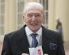 Last surviving Dambuster George Leonard 'Johnny' Johnson, dies aged 101  trends now