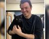 Seth MacFarlane adopts the rescue cat Arthur after feline was dumped at a ... trends now