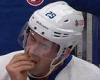 sport news NY Islanders Brock Nelson yanks his TOOTH out while sitting on the bench trends now