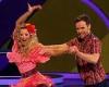 Dancing On Ice: Carly Stenson sets the bar high as she earns her highest score ... trends now
