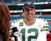 sport news Aaron Rodgers 'is in talks with the Jets on a potential trade from the Packers' trends now