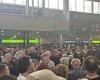 British passengers forced to stand in FOUR-HOUR queues after Portuguese ... trends now