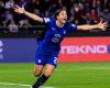 Sam Kerr wins duel with Ellie Carpenter as Chelsea edge Lyon in Champions ...