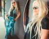 Christina Aguilera showcases her curves in designer ensemble for fashionable ... trends now