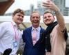 Nigel Farage fever sweeps Tory conference as he poses for selfies with adoring ... trends now