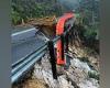 Landslide destroys Megalong Valley road, leaving Blue Mountains community ... trends now