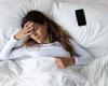Women DO sleep worse than men... and scientists say it's because their body ... trends now