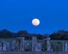 Does Stonehenge have a connection to the moon? Rare lunar event will provide ... trends now