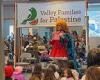 Cross-dresser makes children chant 'Free Palestine' during reading session at ... trends now