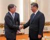 Blinken meets with XI Jingping as Chinese officials warn of a 'downward spiral' ... trends now