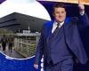 Peter Kay takes swipe at Manchester venue following cancellation of two shows ... trends now