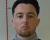 Manhunt for violent burglar on the run after absconding from prison - as police ... trends now