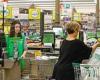 Woolworths busts rumour after shoppers lashed out at 'sneaky' new security ... trends now