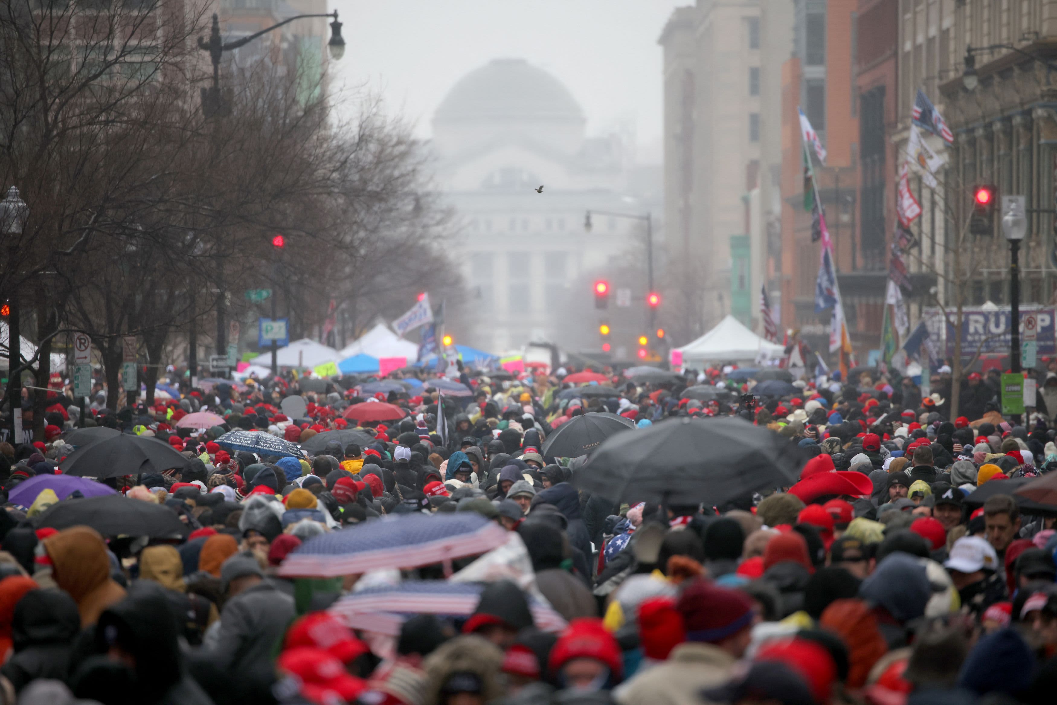 Trump promises harsh immigration limits on inauguration eve